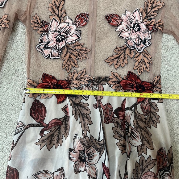 Silk Maxi Dress with Mesh Floral Appliqué Bodice - Picture 6 of 8